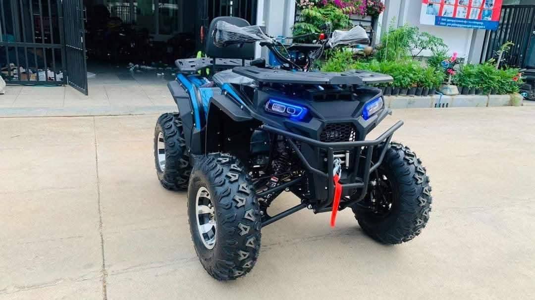 Black Legend ATV GTX LZ22S GT front angle